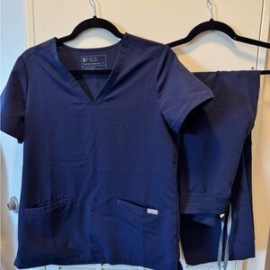 Figs Small Navy set
